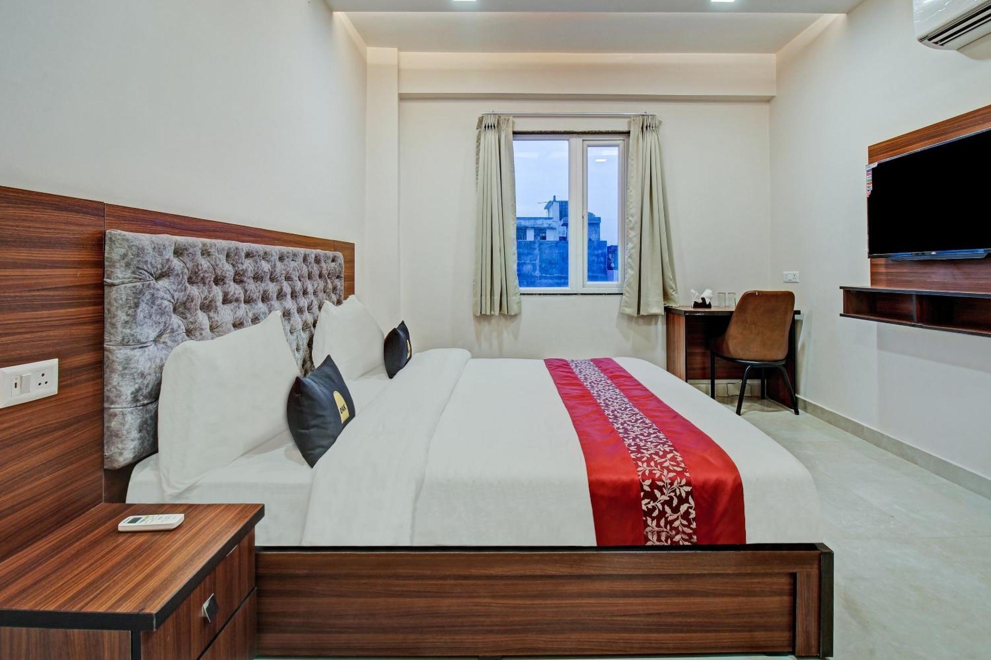 Townhouse Oak Vs Shivanya Lucknow Dış mekan fotoğraf