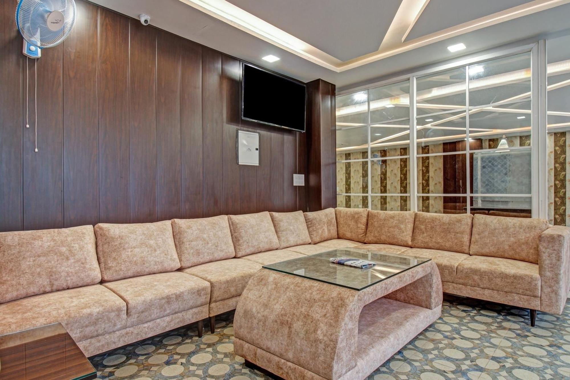 Townhouse Oak Vs Shivanya Lucknow Dış mekan fotoğraf